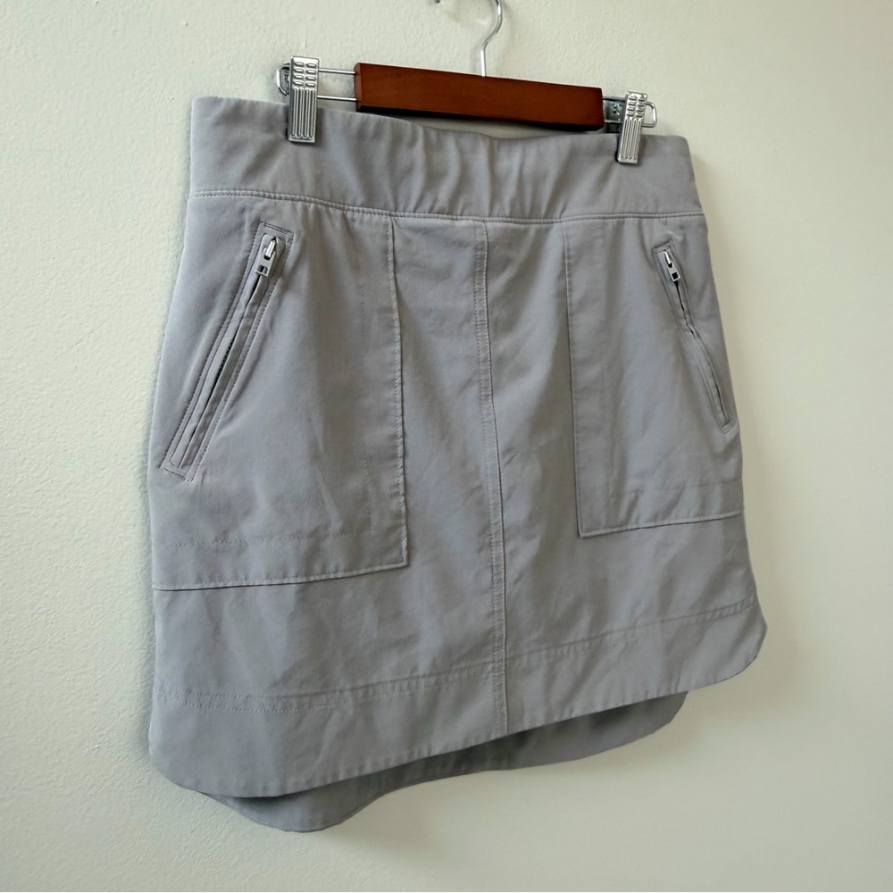 Athleta Taupe Gray Performance Skort, Sz 6